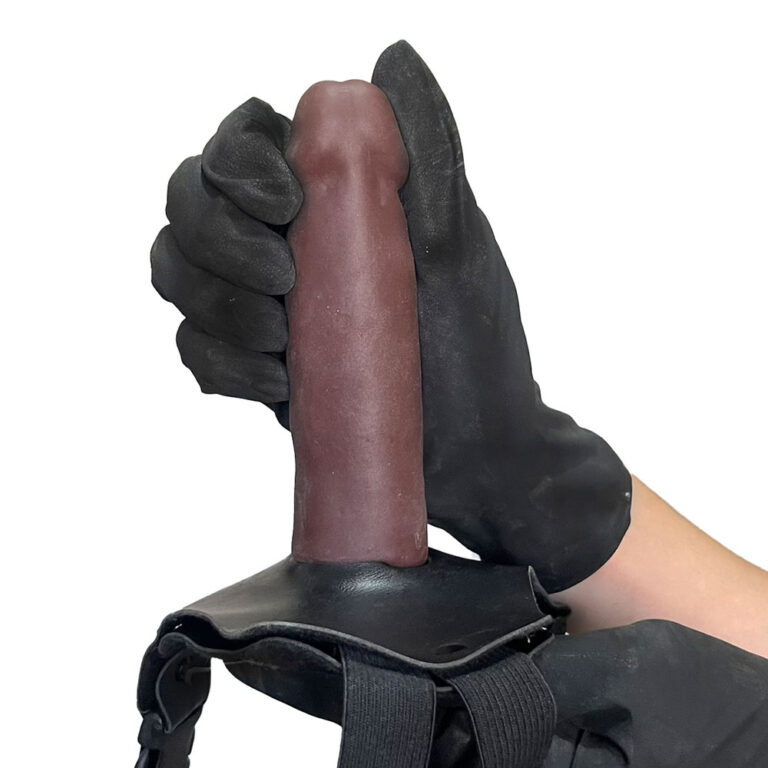 Cinta Peniana Realista Cyberskin 14,5cm x 3,5cm Marrom - Imagem 6