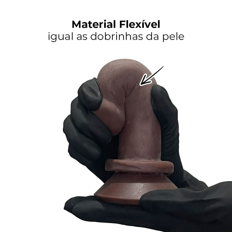 Pênis Médio 15,5cm x 3,5cm Realista Cyberskin Marrom com Ventosa - Imagem 8