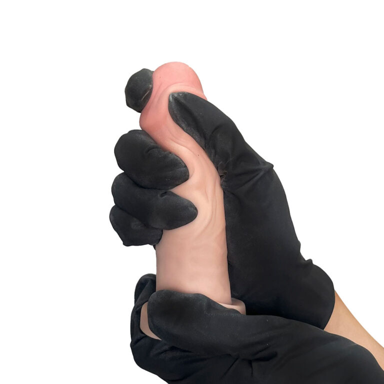 Pênis Pequeno 13cm x 3,5cm Realista Cyberskin Bege - Imagem 12