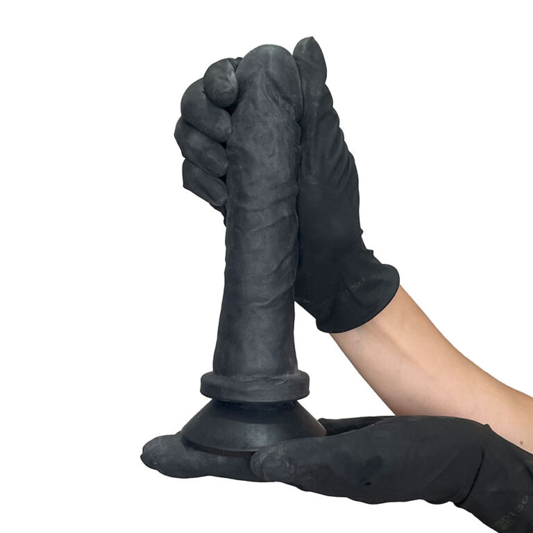 Pênis Médio 18,5cm x 3,5cm Realista Cyberskin Preto com Ventosa - Imagem 6