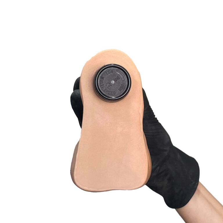 Pênis Grande 19,5cm x 4,5cm Realista Cyberskin Bege com Vibro e Escroto - Imagem 8