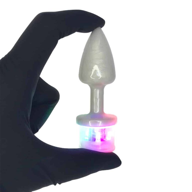 Plug Anal P com Luz de Led (3 Modos de Brilho) Branco Perolado – Feito em ABS - Imagem 6