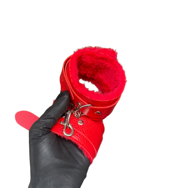 Kit Sado em Pelúcia e Fivelas com 9 itens Vermelho - Imagem 4