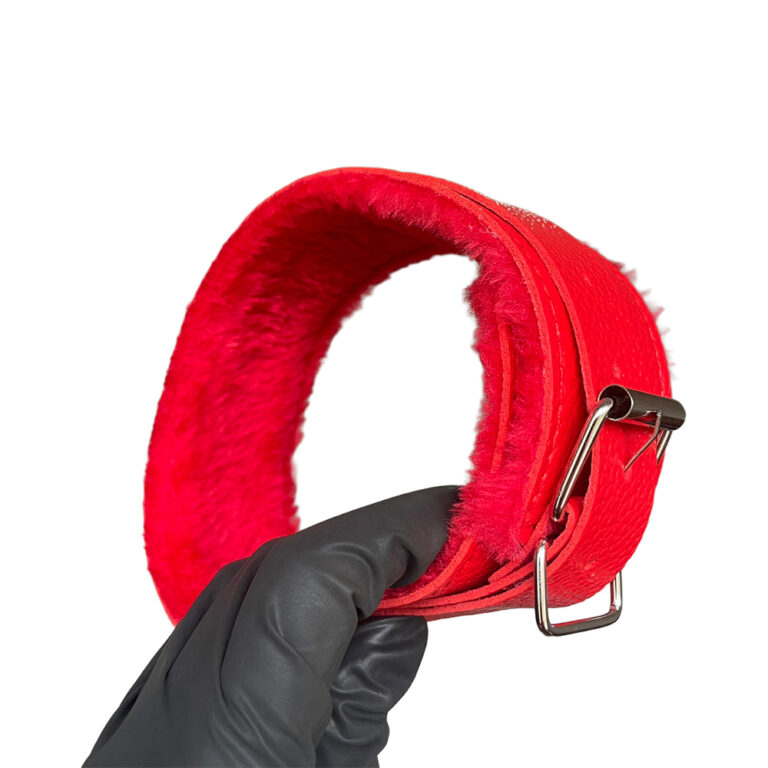 Kit Sado em Pelúcia e Fivelas com 9 itens Vermelho - Imagem 15