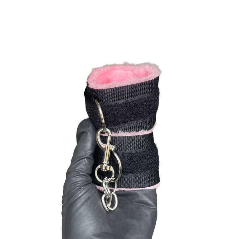 Kit Sado em Pelúcia e Velcro com 6 itens Preto e Rosa - Imagem 4