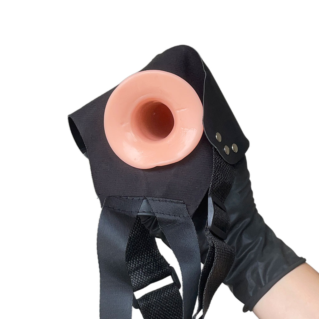 Capa Peniana OCA com Estimulador de Clitóris em Silicone com Cinta 17,5cm x 4cm - Imagem 12