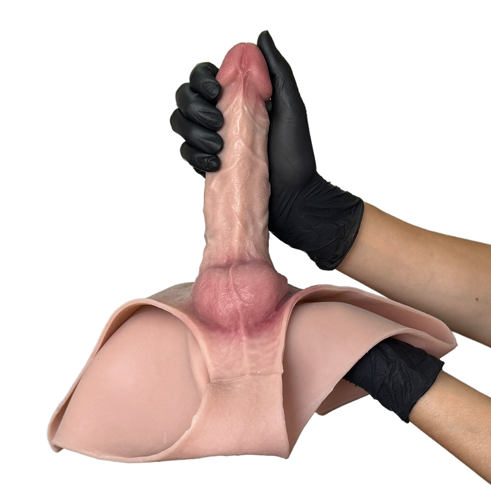 Cinta Peniana Segunda Pele em Silicone com Prótese Realista 16cm x 4,8cm - Imagem 12