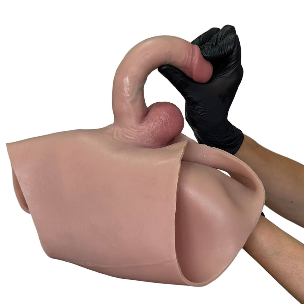 Cinta Peniana Segunda Pele em Silicone com Prótese Realista 17cm x 3,7cm - Imagem 9